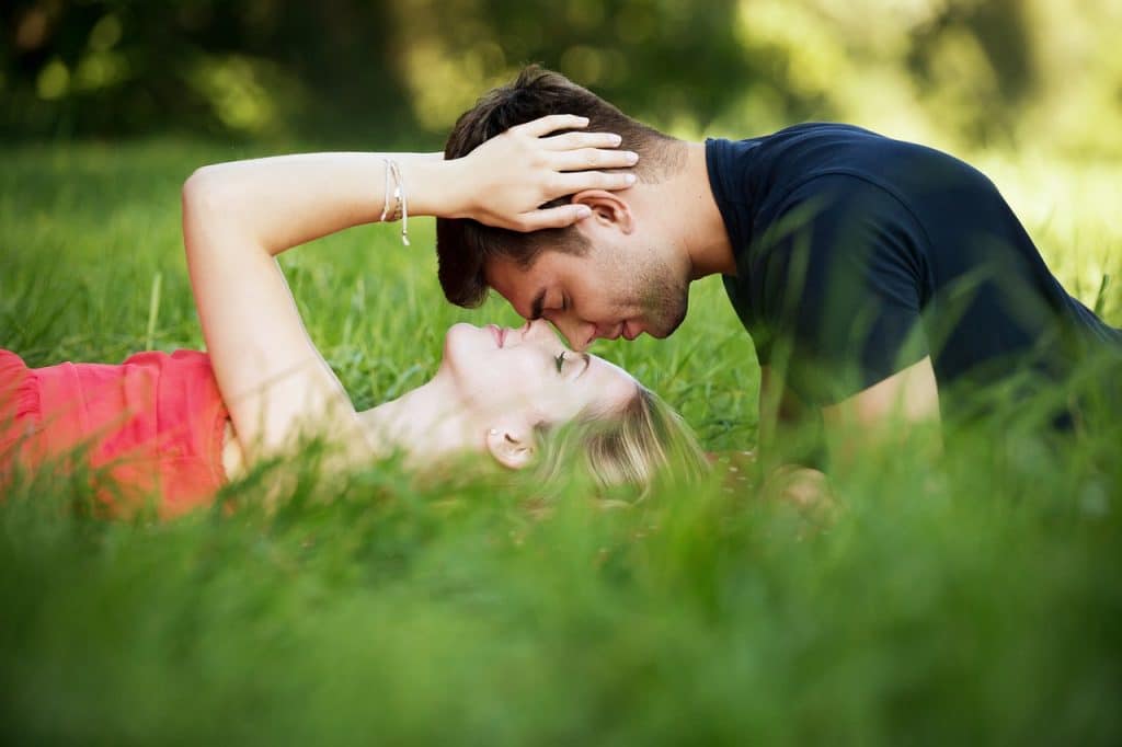 El amor: Misterio científico, filosófico y emocional