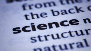 Equidad lingüística en ciencia
