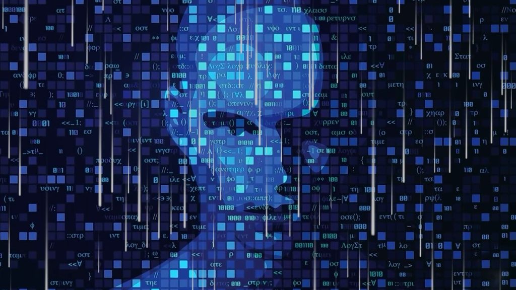 El entrenamiento y el análisis de conversaciones agrupadas son procesos distintos, con riesgos y medidas de privacidad diferentes.